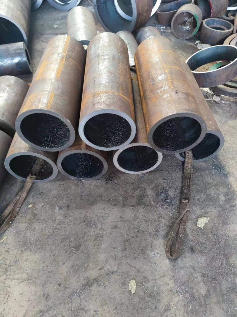 安塞安塞安塞12Cr1MovG无缝钢管切割